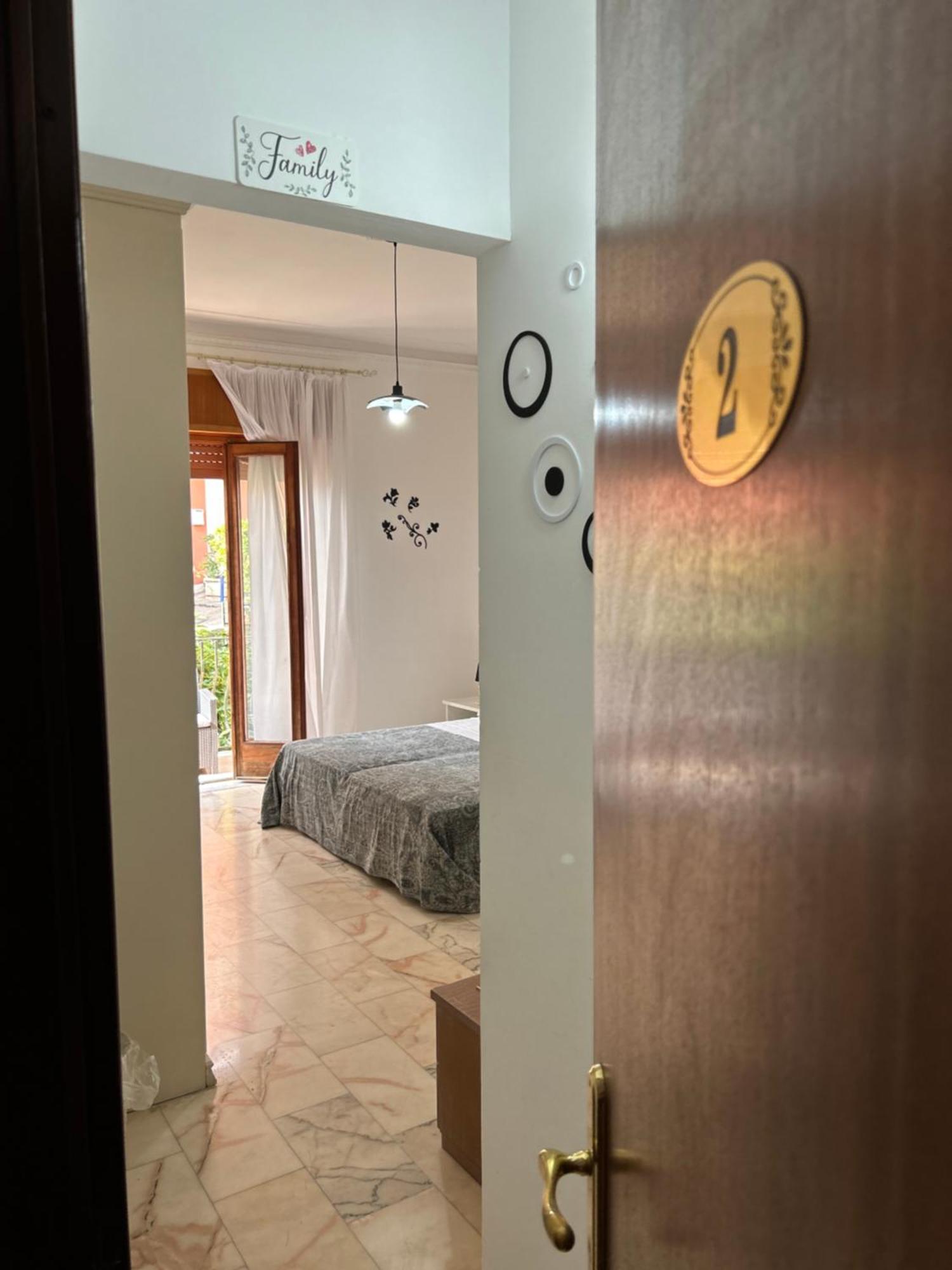 Suite Apartment Taormina Buitenkant foto